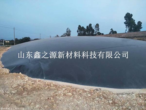 黑膜沼氣池建設(shè)完成前期該如何進行保養(yǎng)維護？