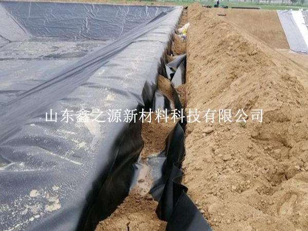 如何順利進行沼氣池黑膜的修補工作？