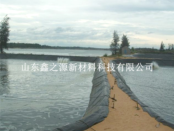 魚蝦養(yǎng)殖防滲膜鋪設(shè)過程中有哪些注意事項(xiàng)？