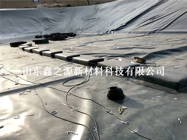 魚塘養(yǎng)殖防滲膜鋪設(shè)：創(chuàng)新施工，高效防滲的綠色養(yǎng)殖新篇章